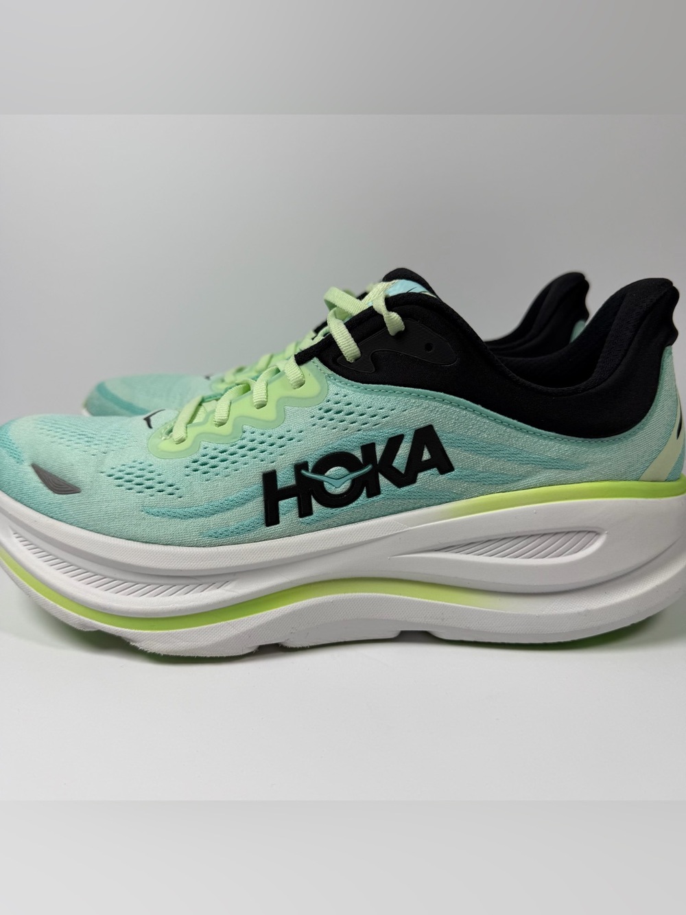 Mens Size 12.5D - HOKA Bondi 9 'Luna Moth Blue Spark' EUC (Read Description)